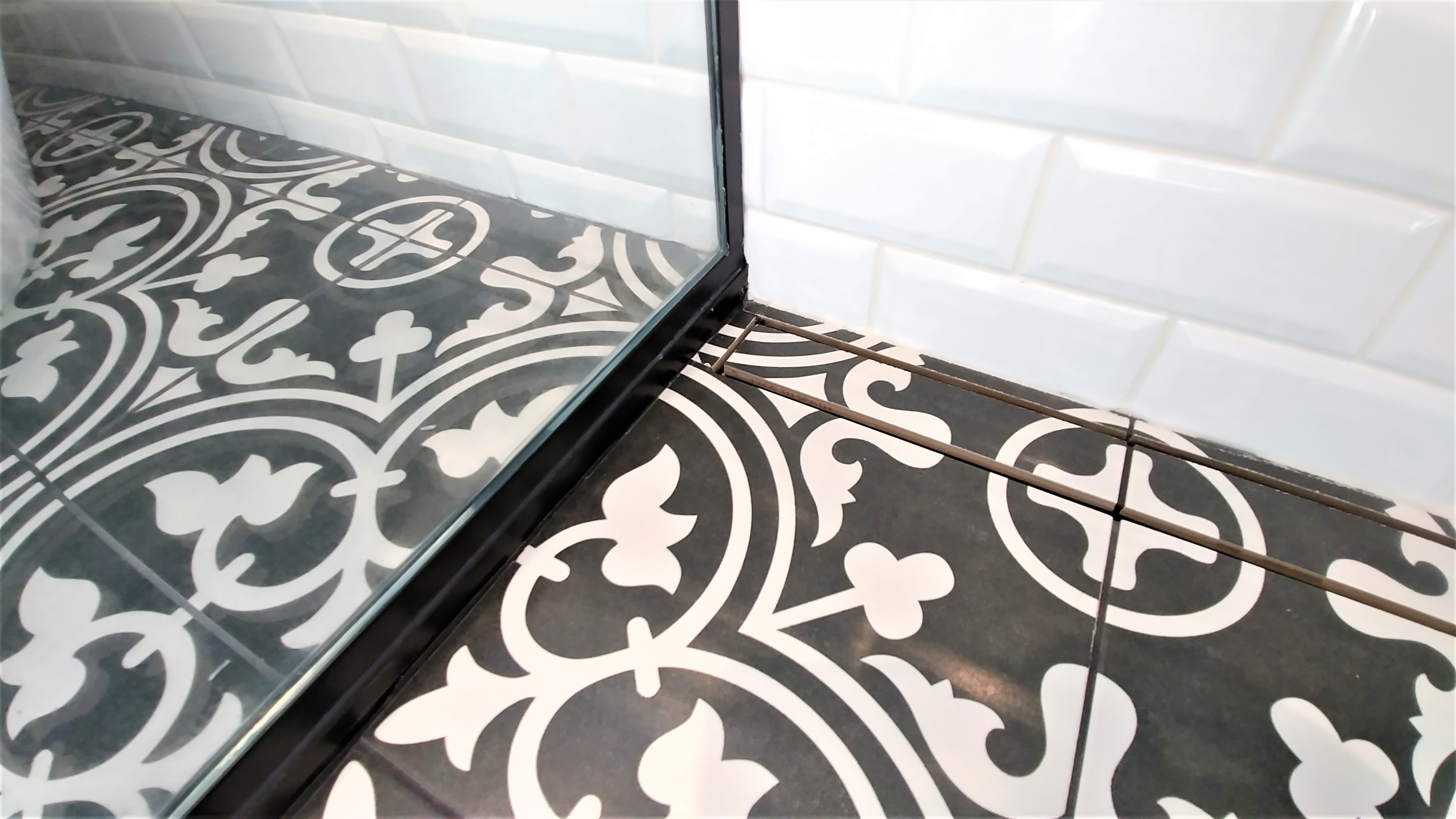 Rénovation de petite salle de bain complète