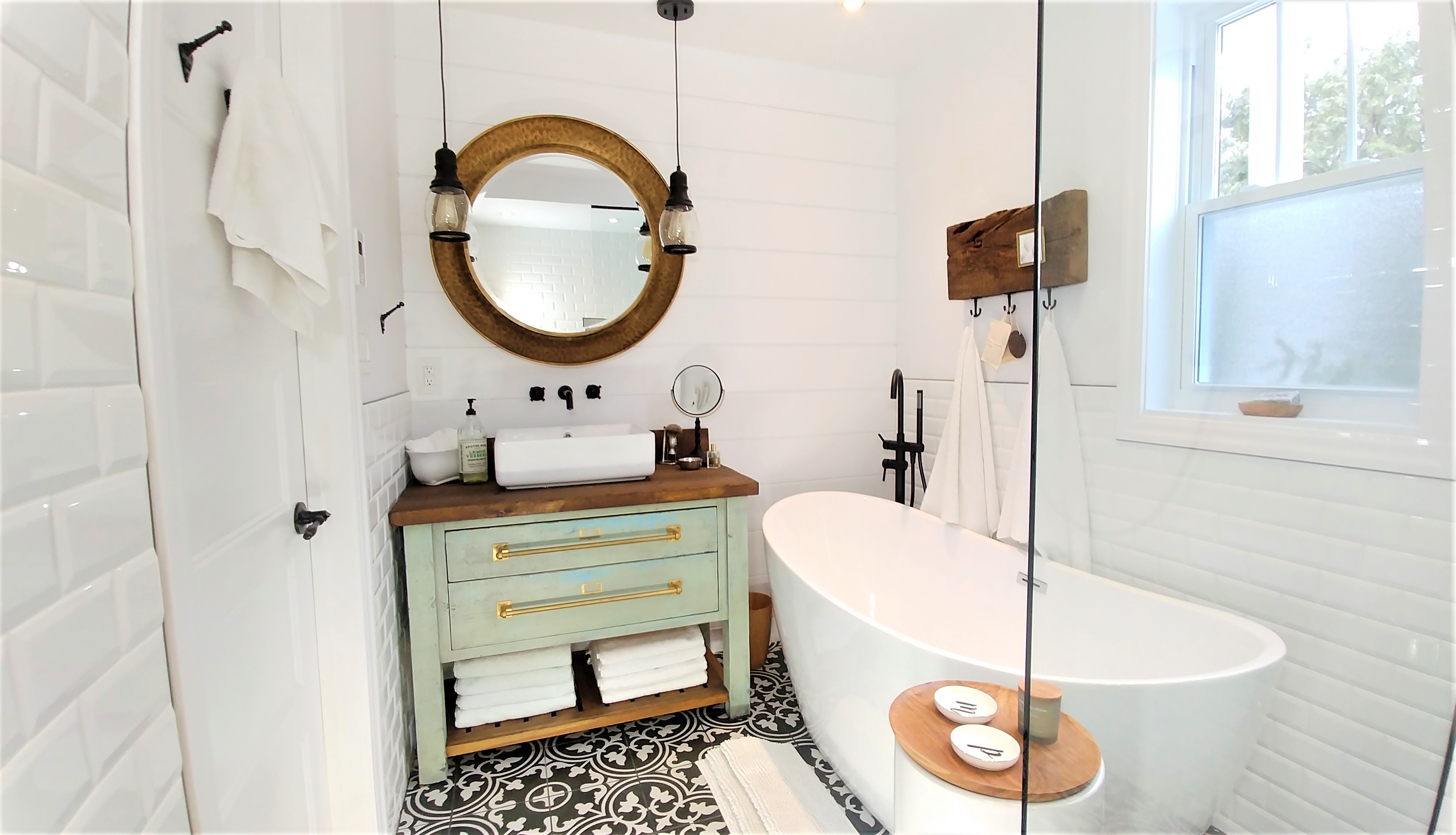 Rénovation de petite salle de bain complète