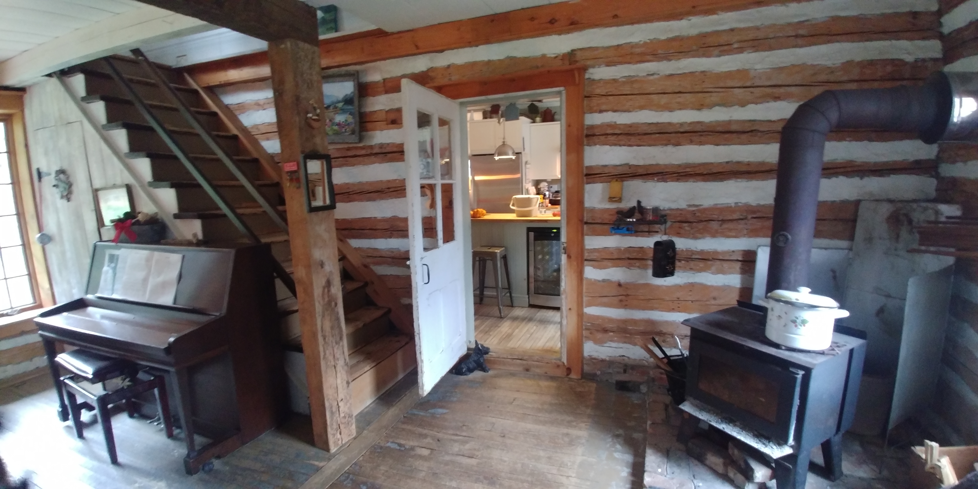 Escalier en bois récupéré