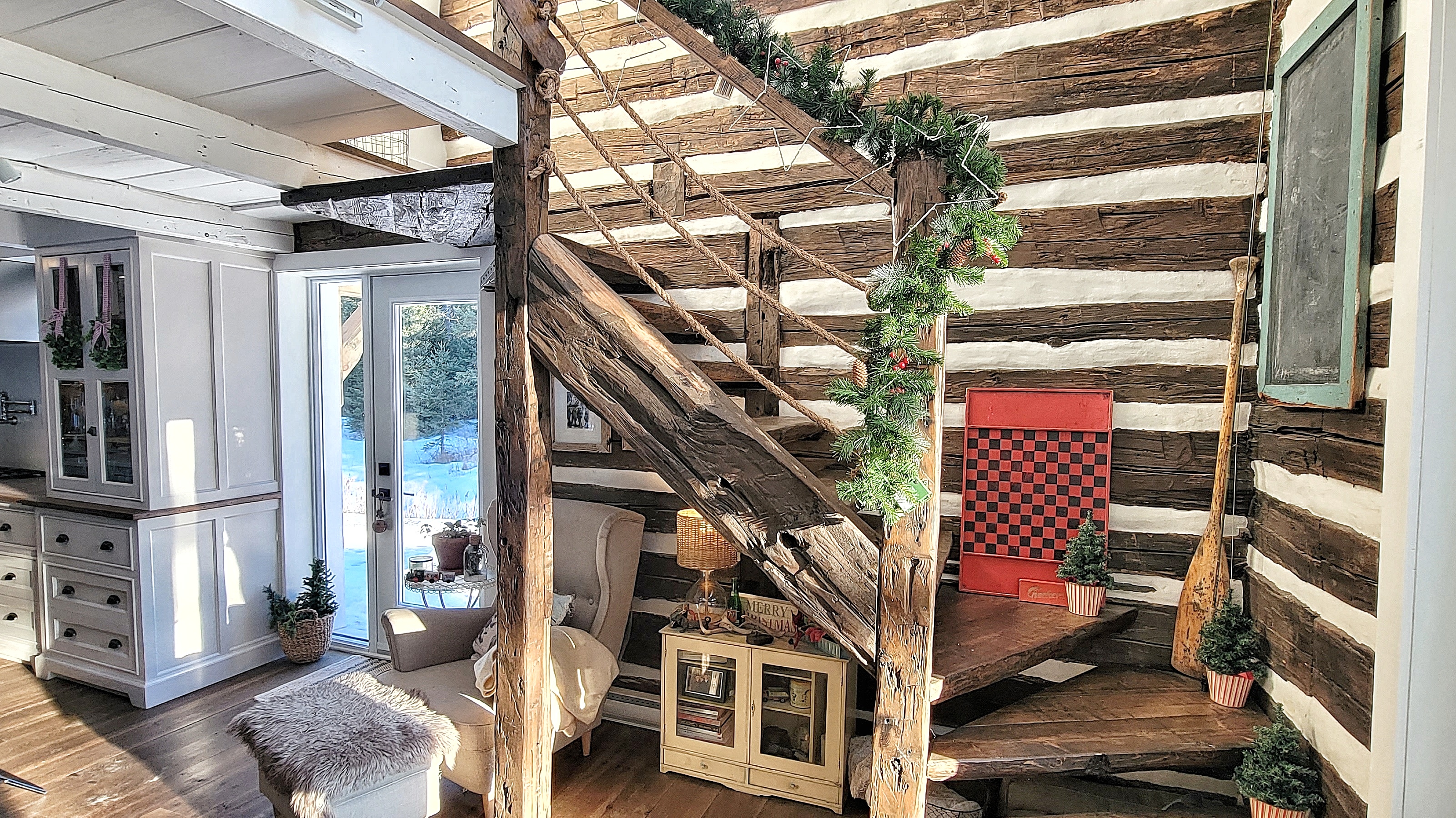 Escalier en bois récupéré