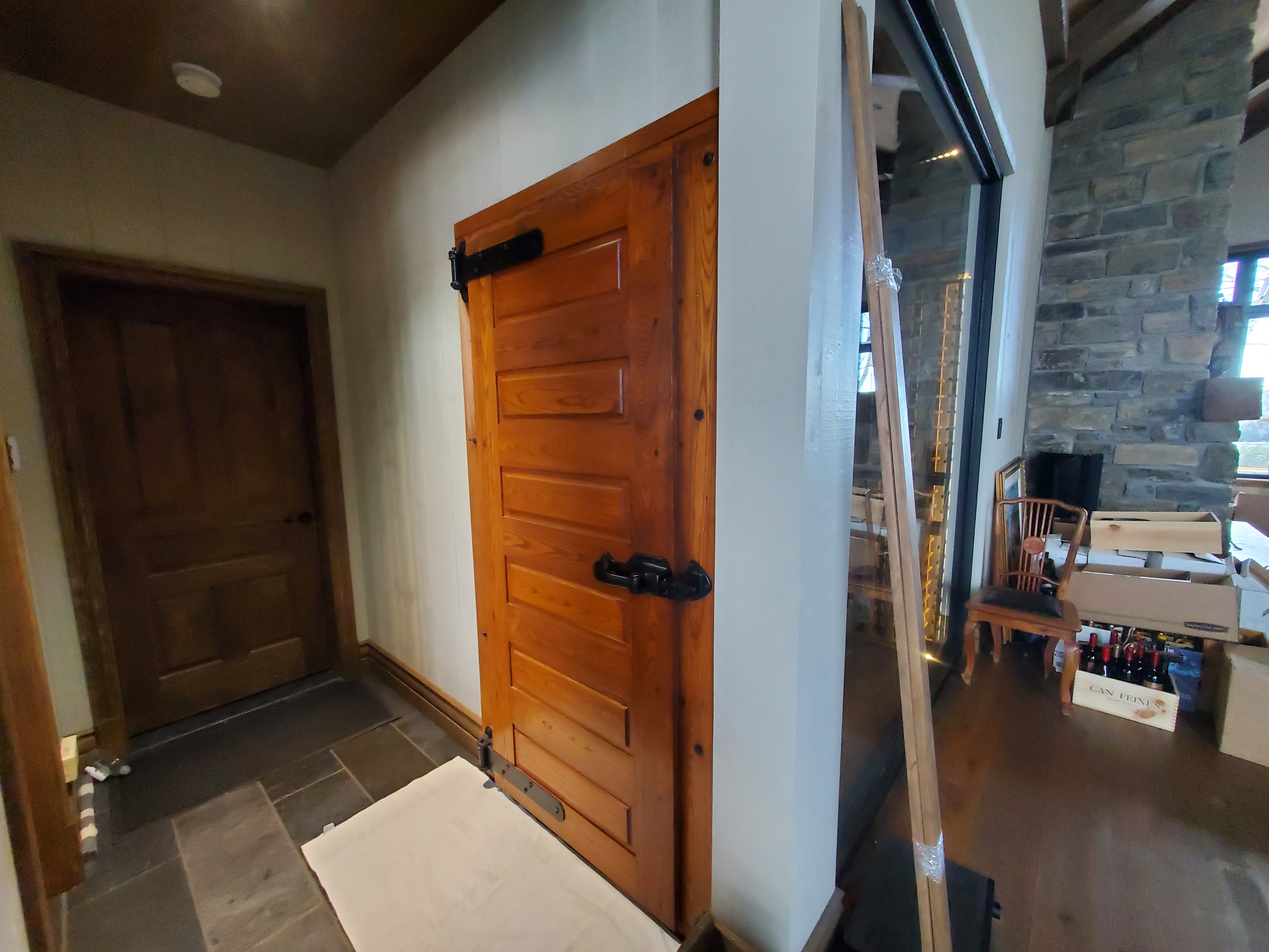 Design intérieur complet pour un chalet de montagne dans les Laurentides