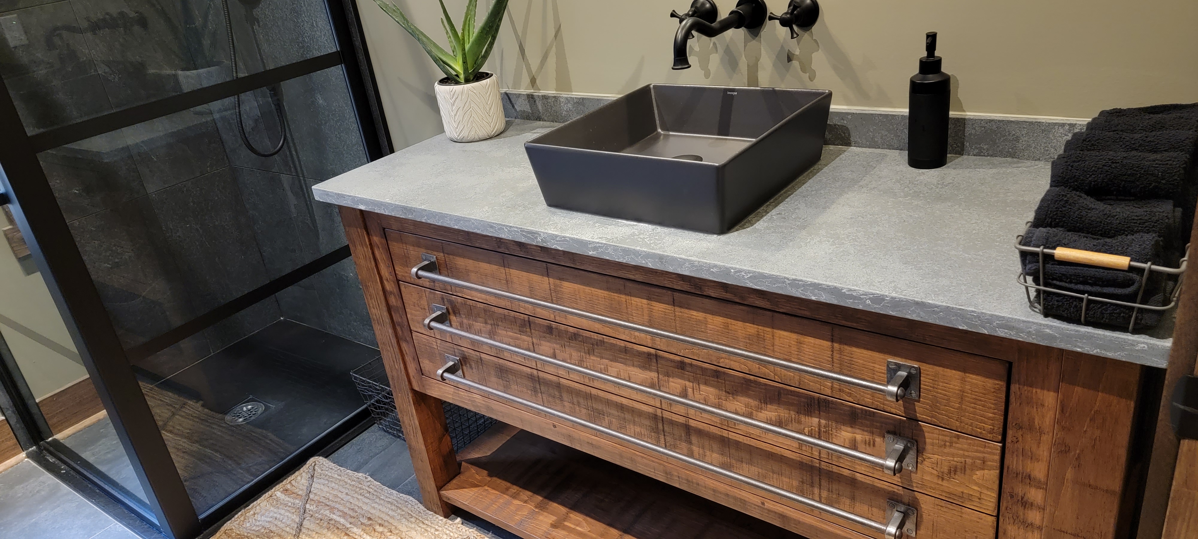 Salle de bain invités