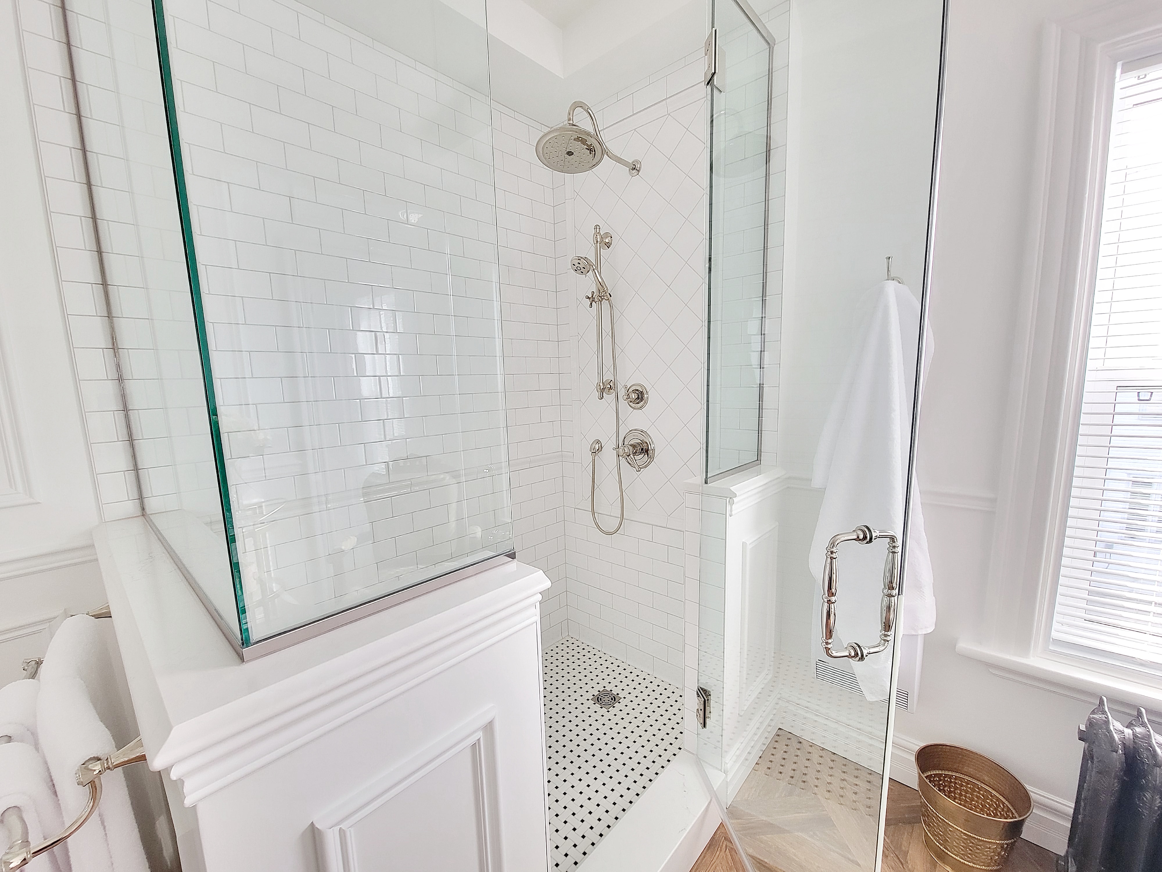 Plans 3D de salle de bain et walk-in style victorien