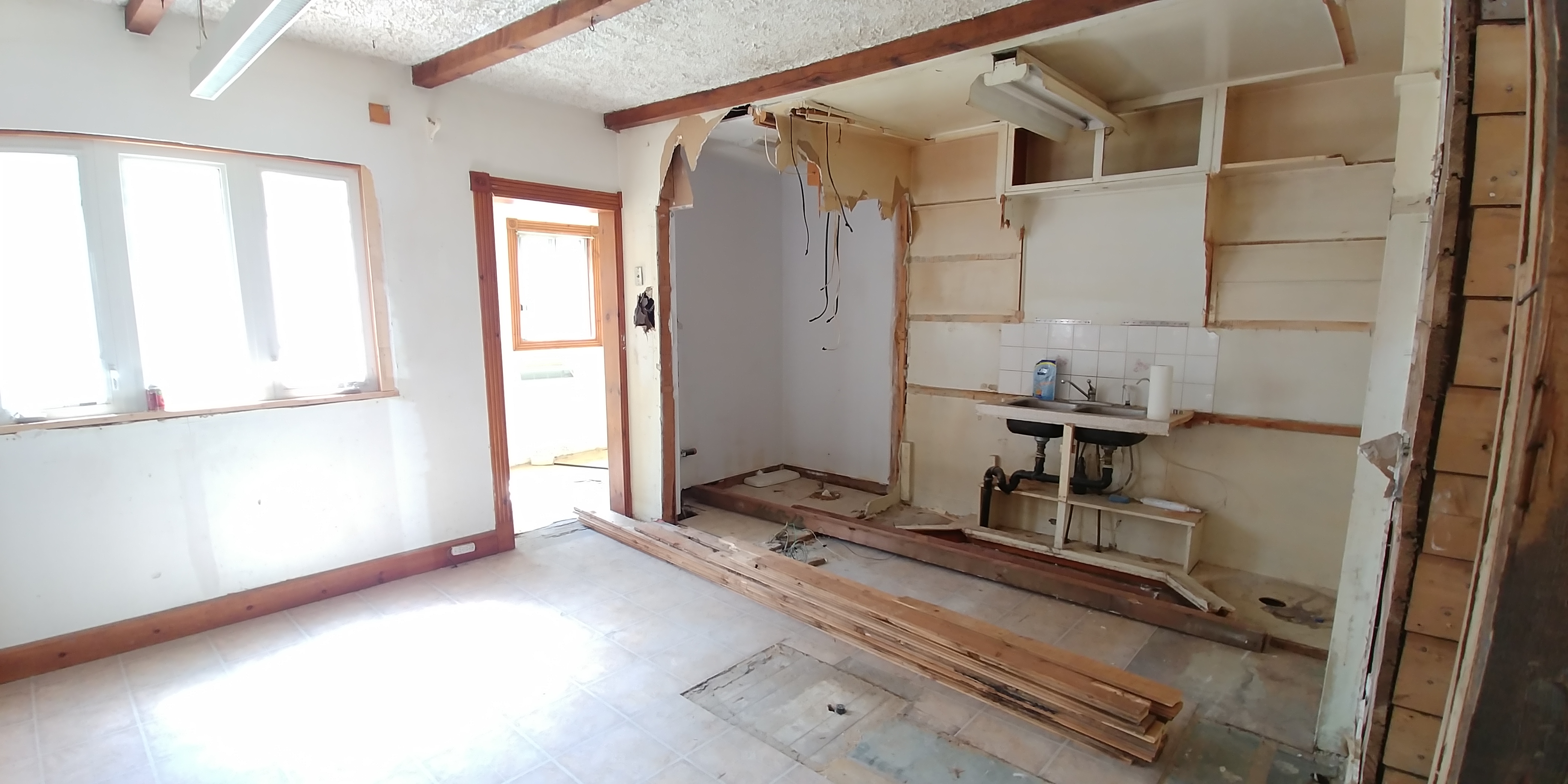 Rénovations d'une ancestrale en 2 phases à Greenfield Park