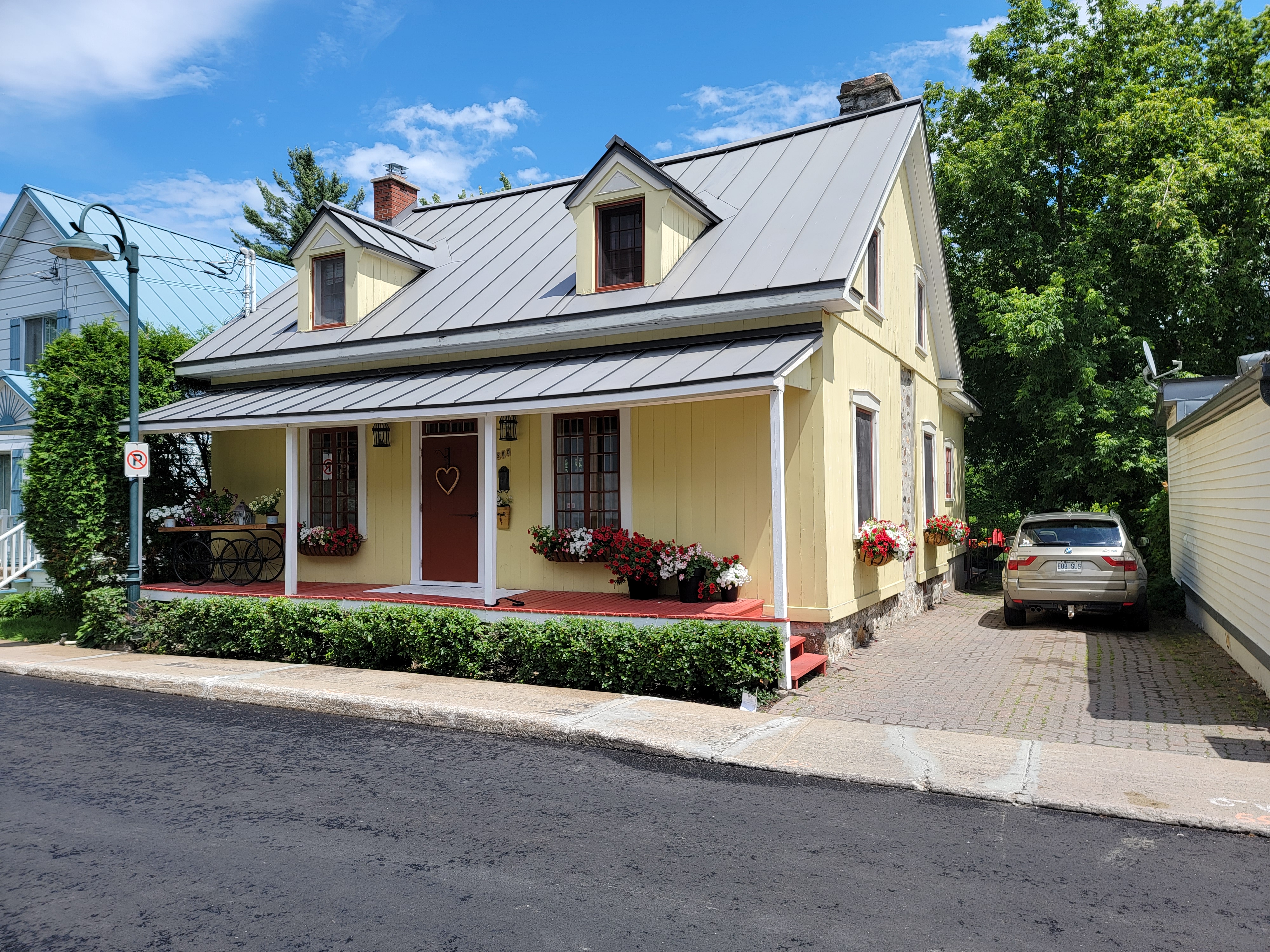 Ancestrale en pièces sur pièces de 1881 dans le Vieux Boucherville