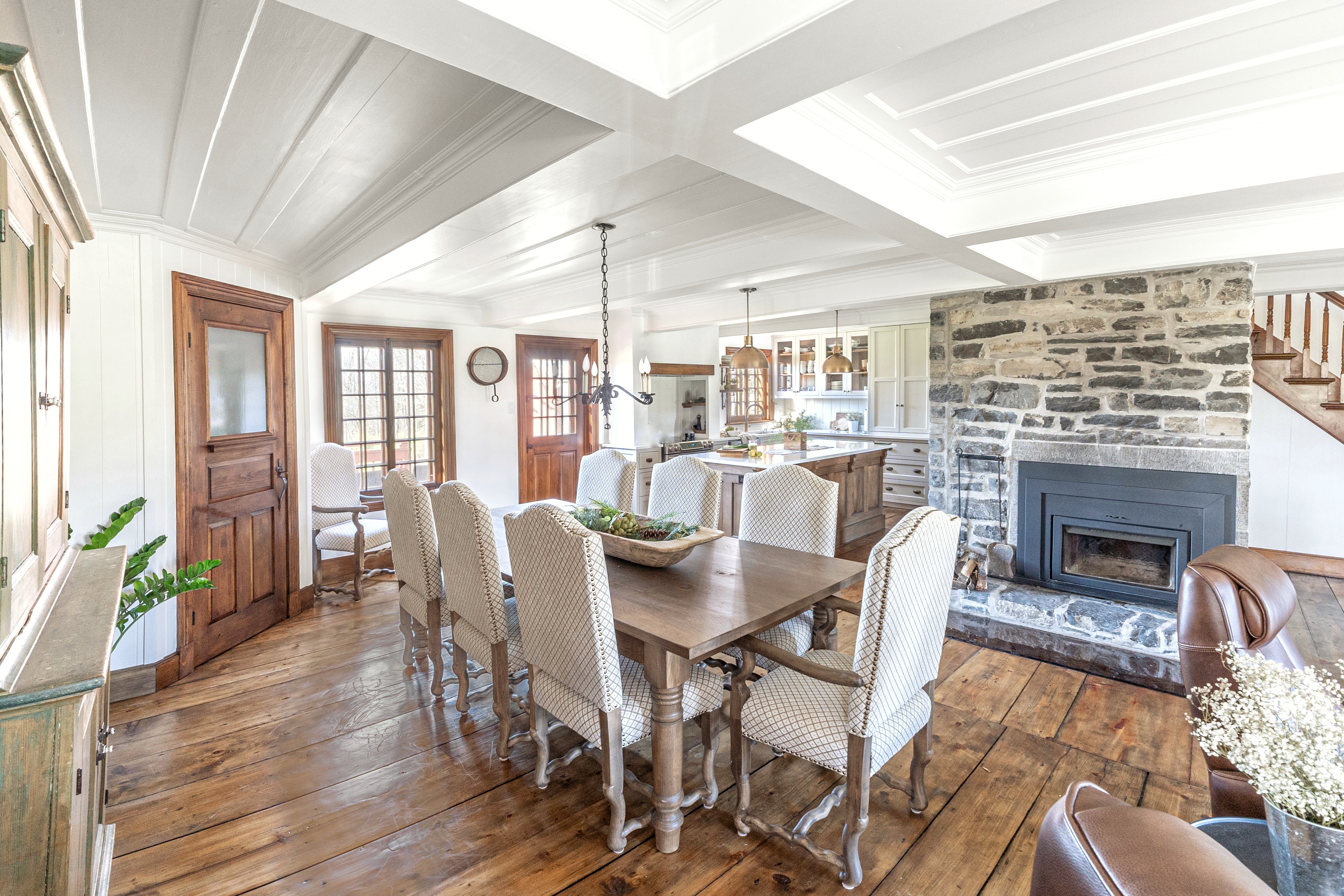 Chaises à os de mouton