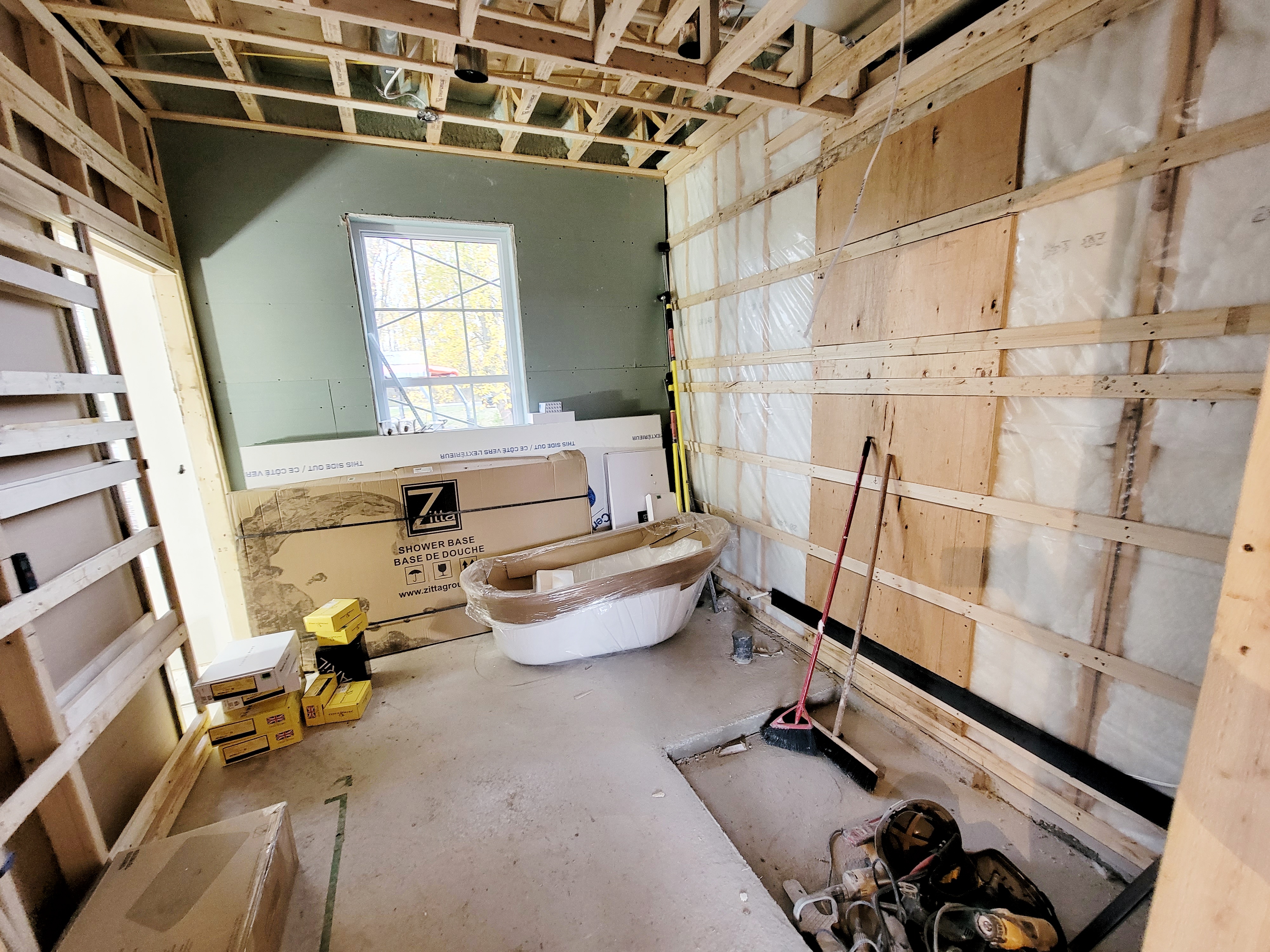 2 salles de bain neuves cachet classique