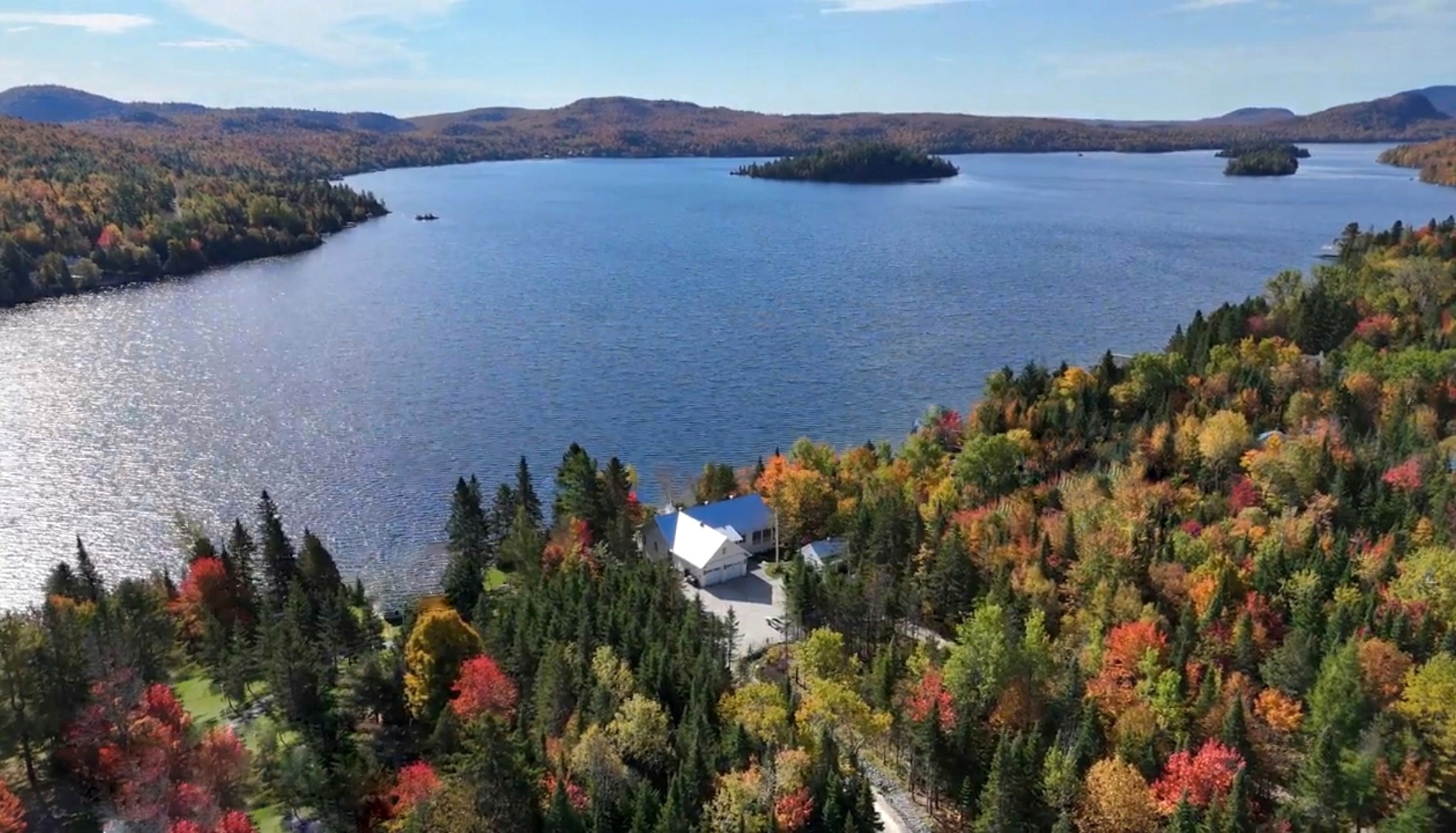 Design French Country en bord de lac