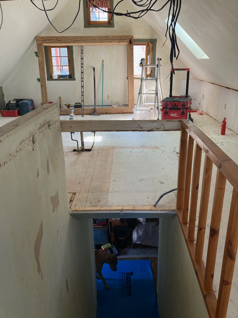 Chambres d'amis et salle de bain restaurées à l'ancienne